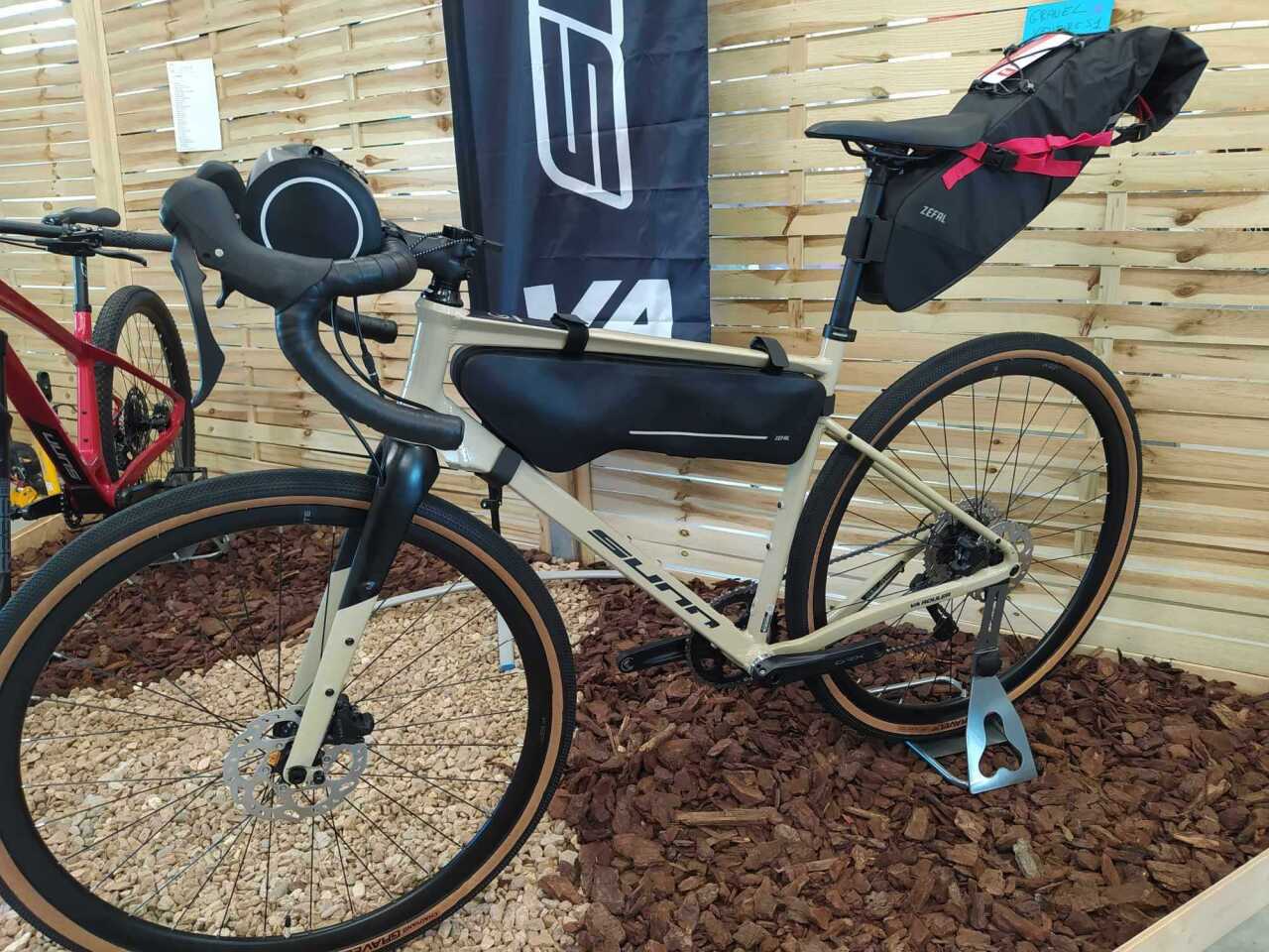 La Cyclerie de Charlie  magasin de vélo à Bourbon l'archambault vélo