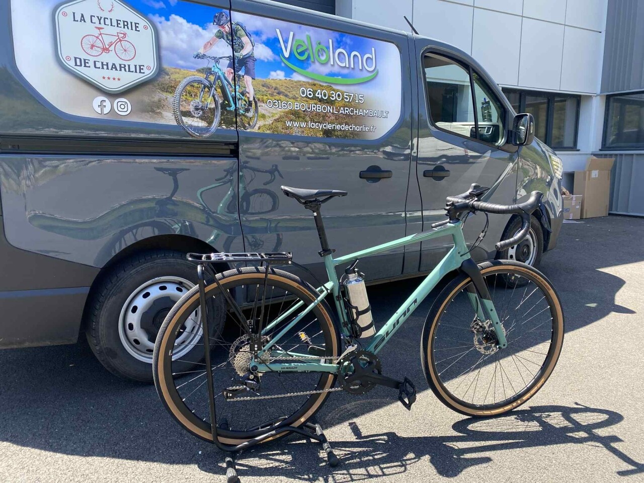 La Cyclerie de Charlie  magasin de vélo à Bourbon l'archambault Electrification vélo