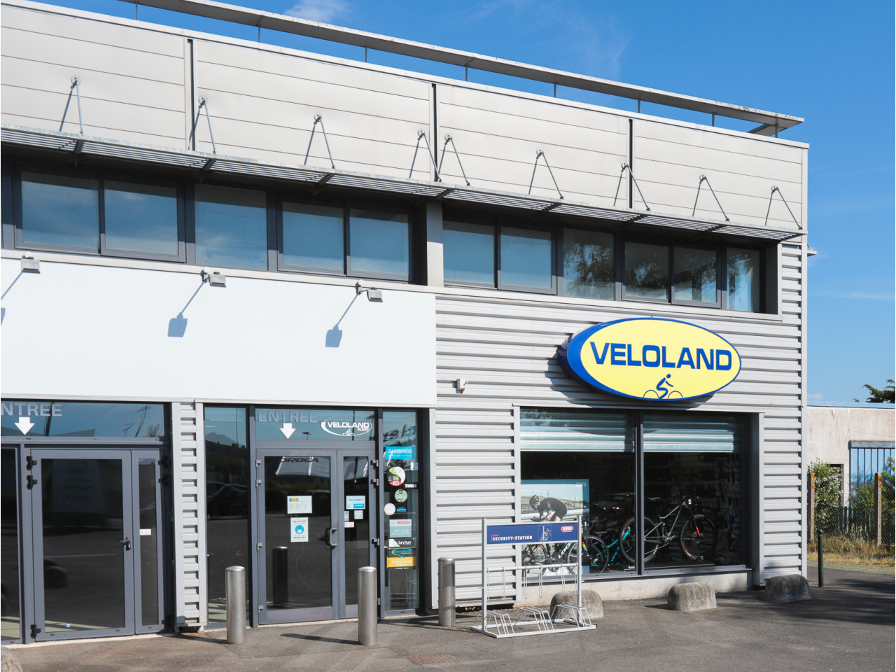 Magasin de vélo à Orléans vitrine magasin