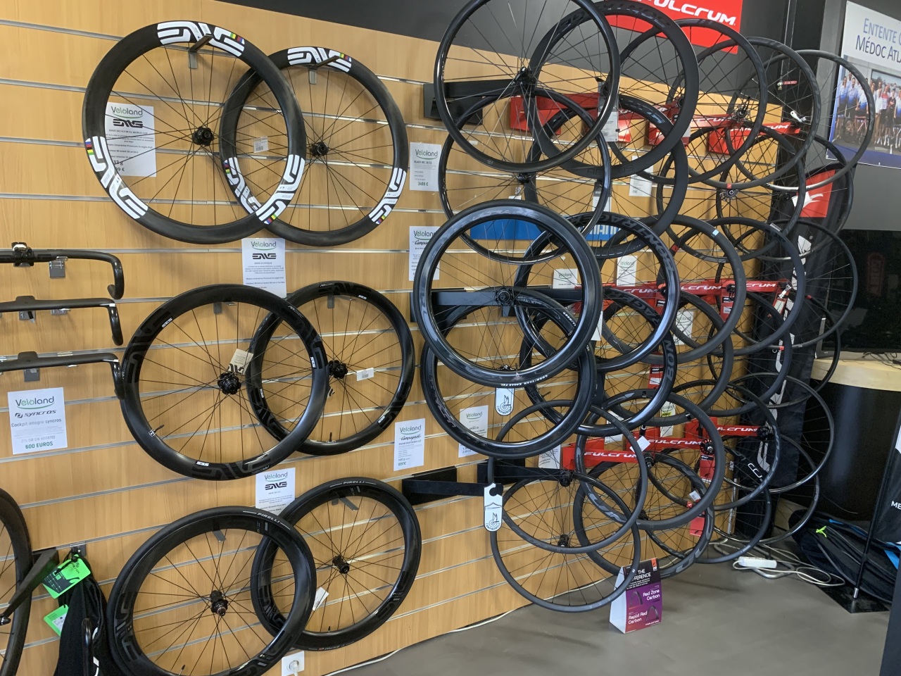 Magasin de vélo à Bordeaux roues